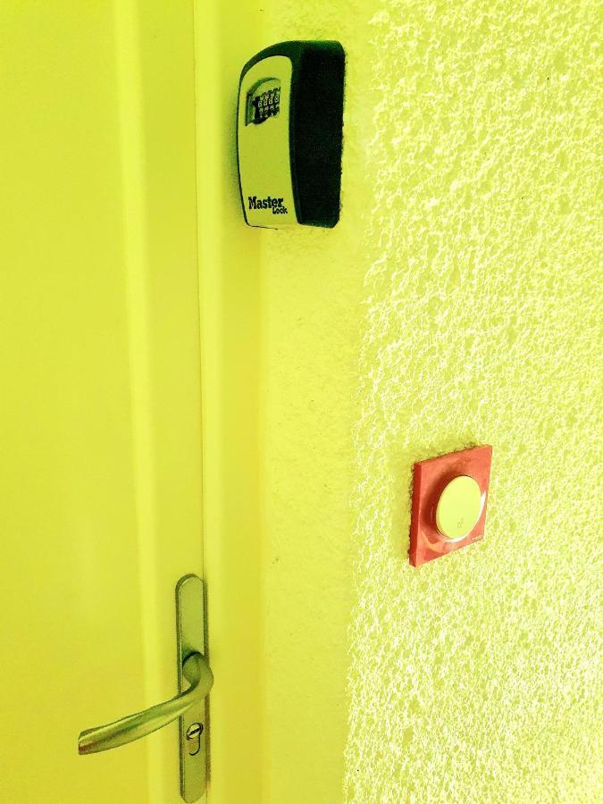 Ferienwohnung Bienvenue Dans Le Violine 2 A 6 Couchages Cholonge Exterior foto
